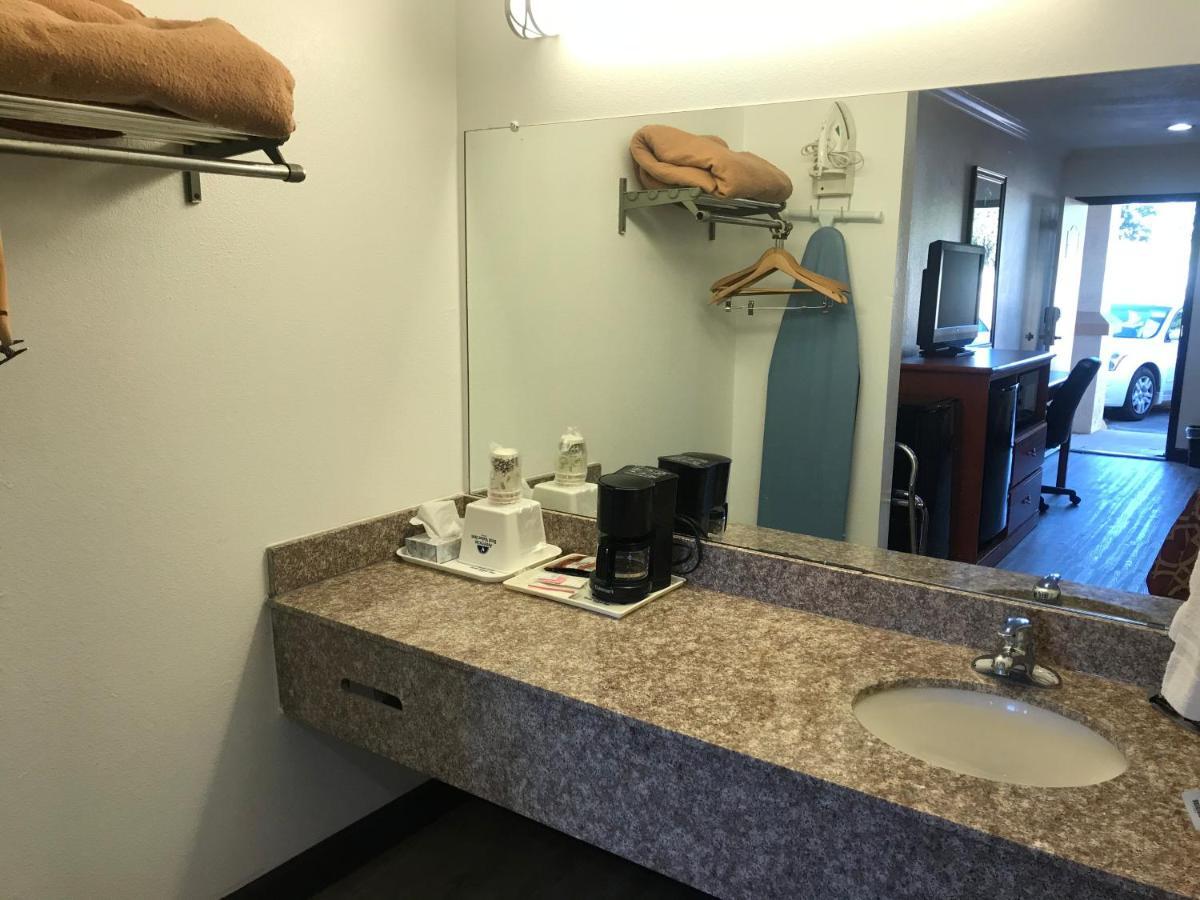 Americas Best Value Inn Bowie Dış mekan fotoğraf